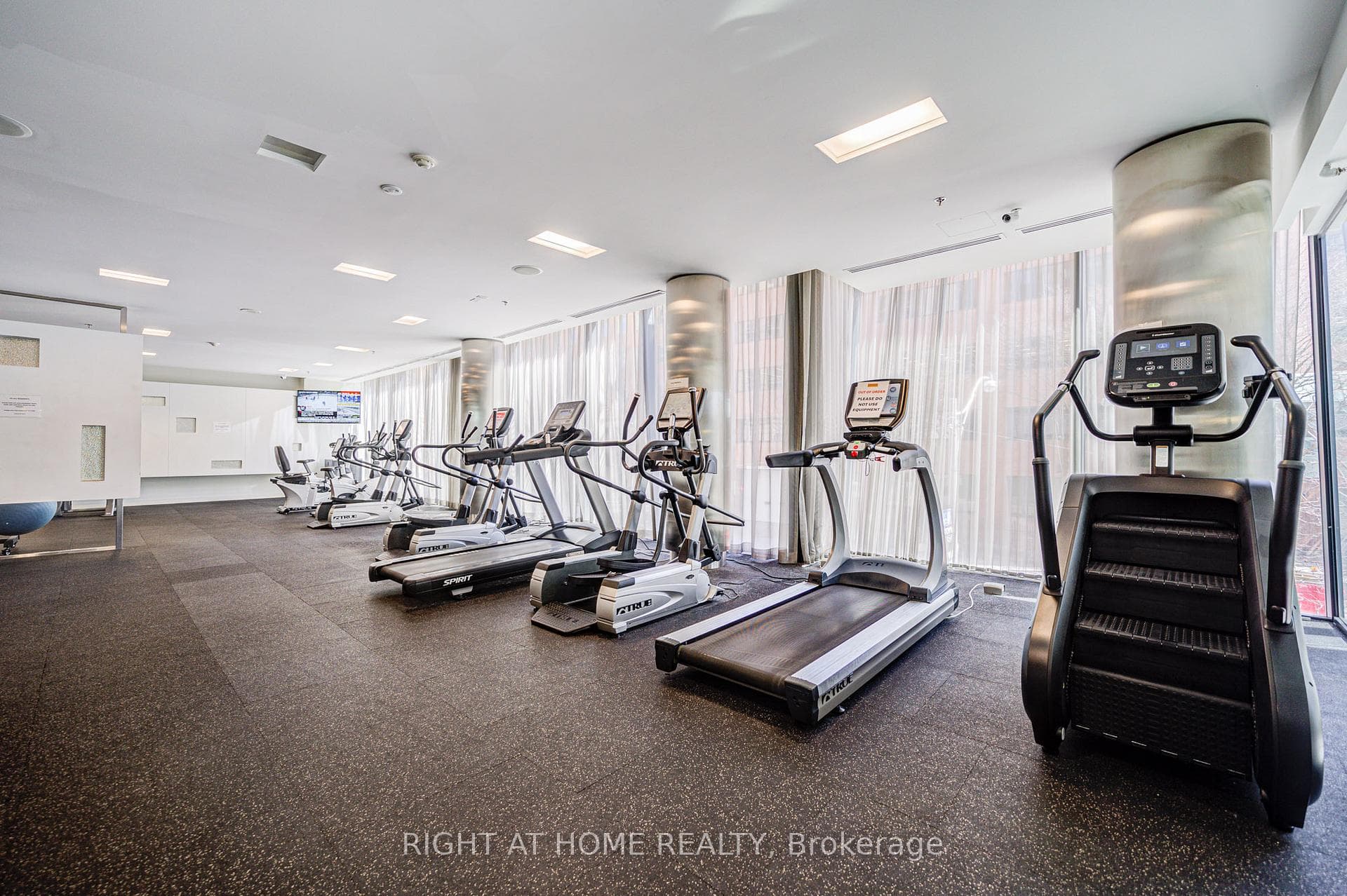 28 Ted Rogers Way Unit 3008 photo 32