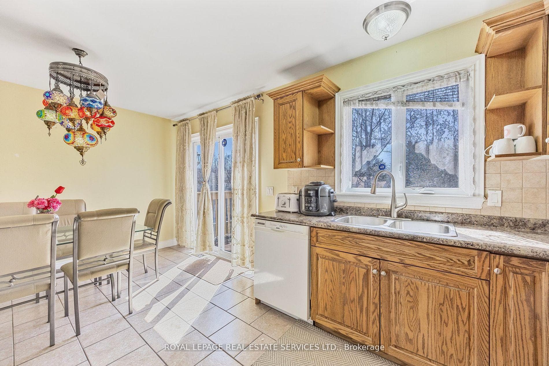 96 46th Street photo 15