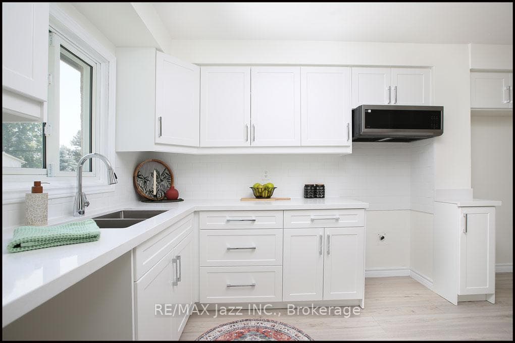 611 Galahad Drive Unit 90 photo 4