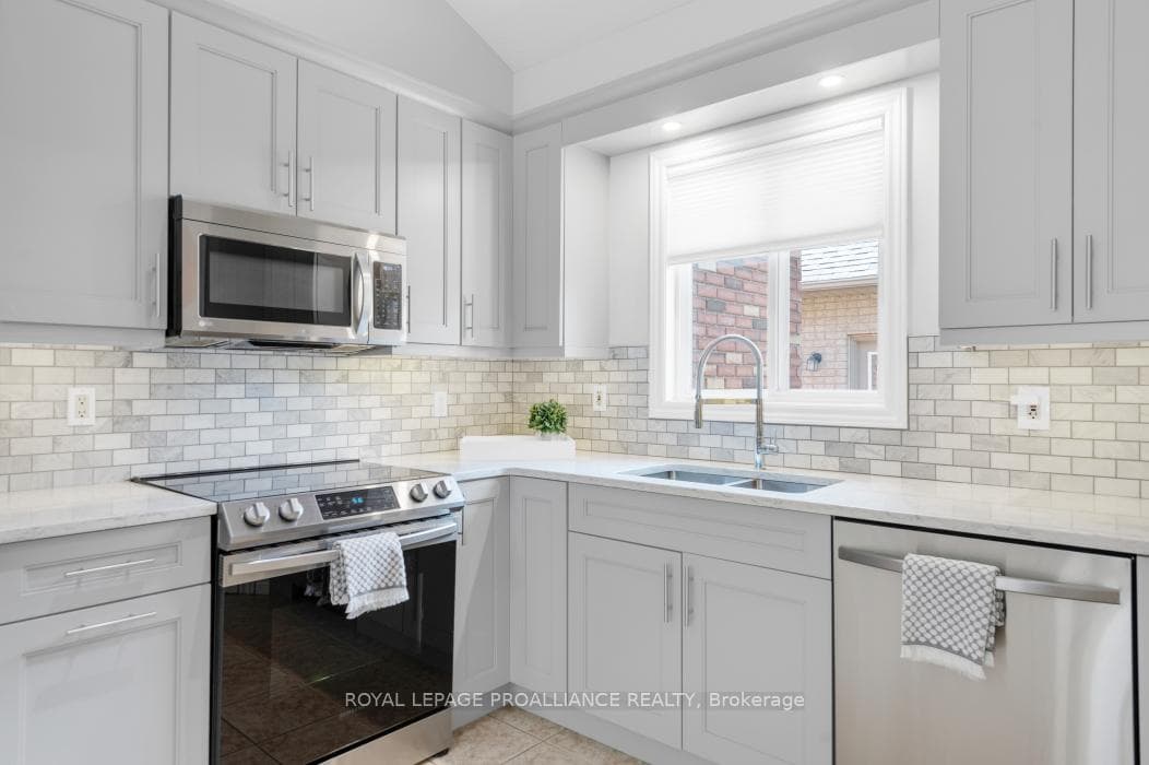 44 Britton Place photo 17