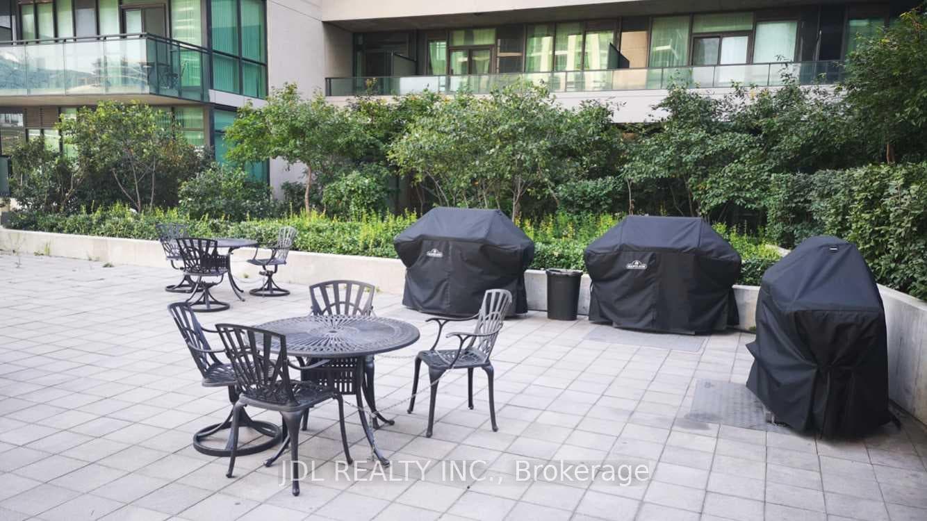 33 Bay Street Unit 601 photo 12