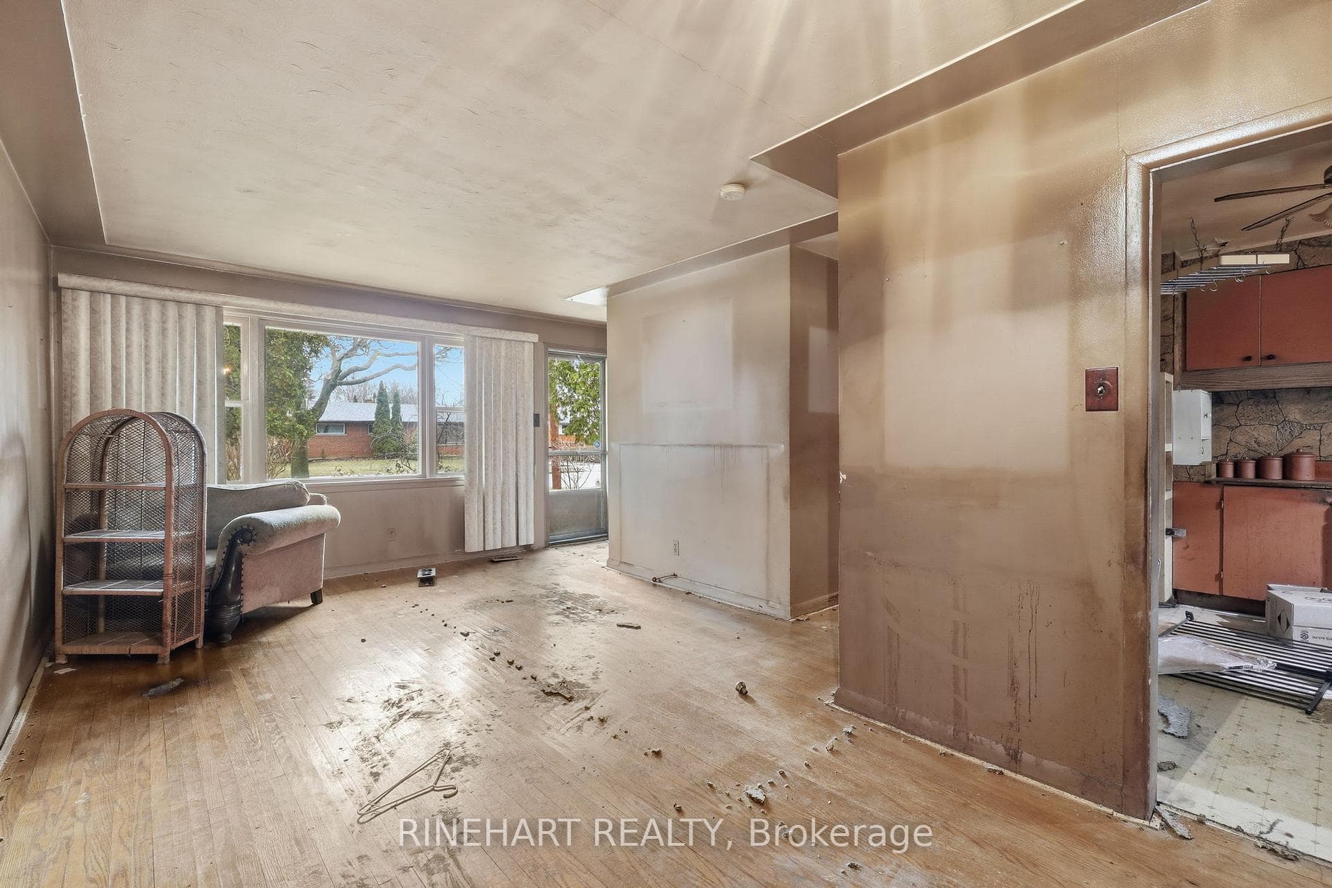 164 Bancroft Road photo 8