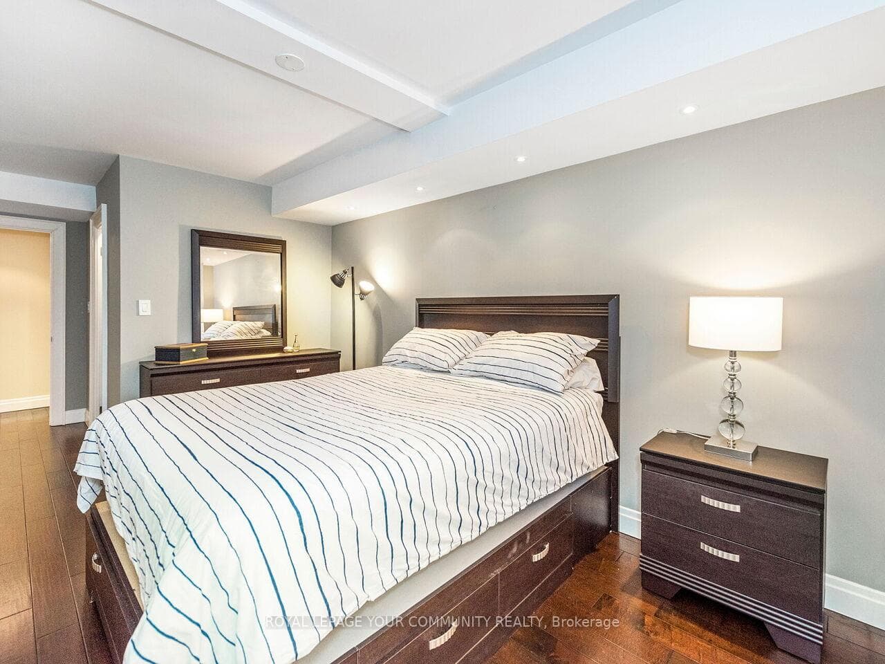 28 Hollywood Avenue Unit 310 photo 23
