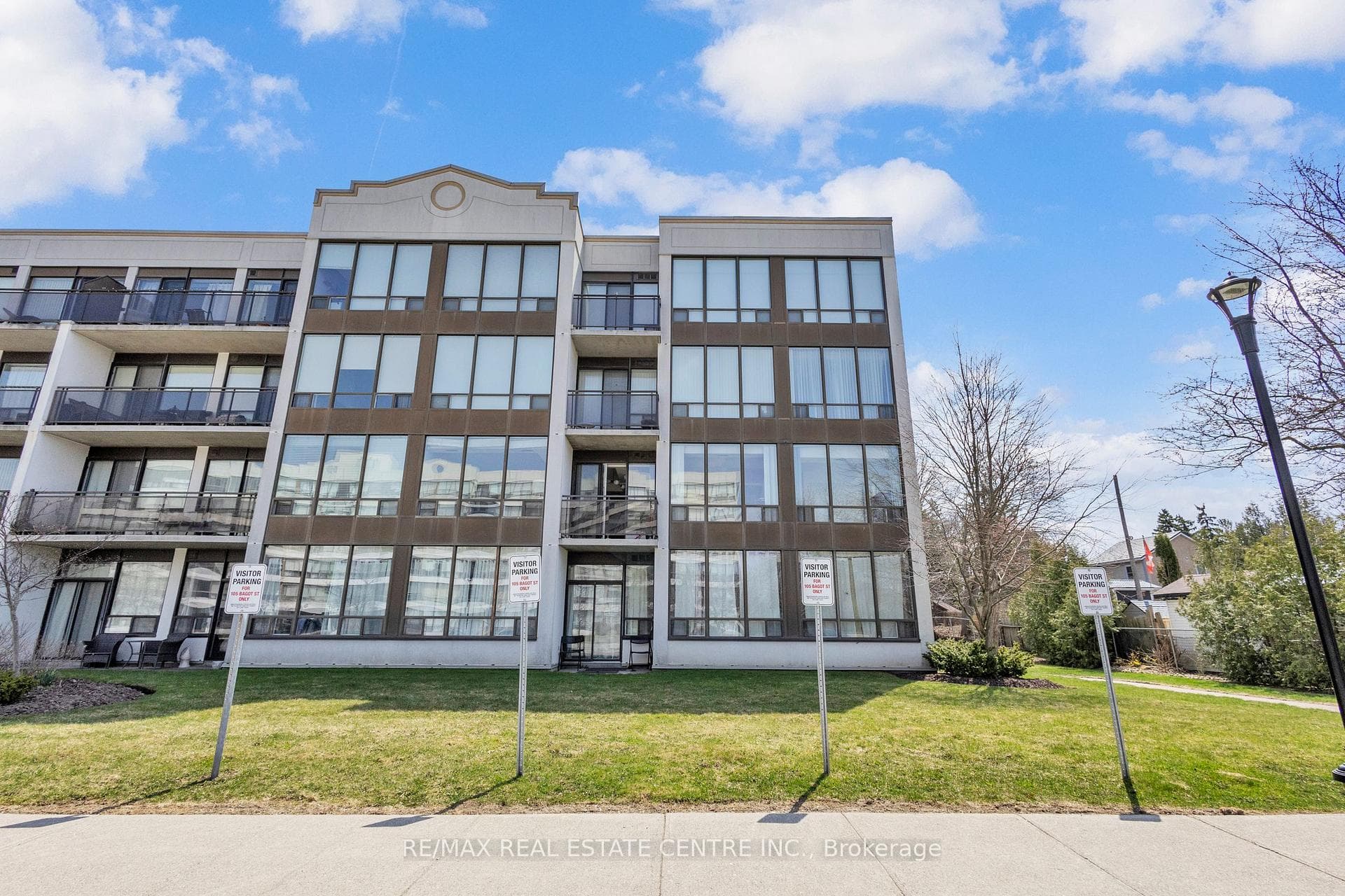 105 BAGOT Street Unit 202 photo 30