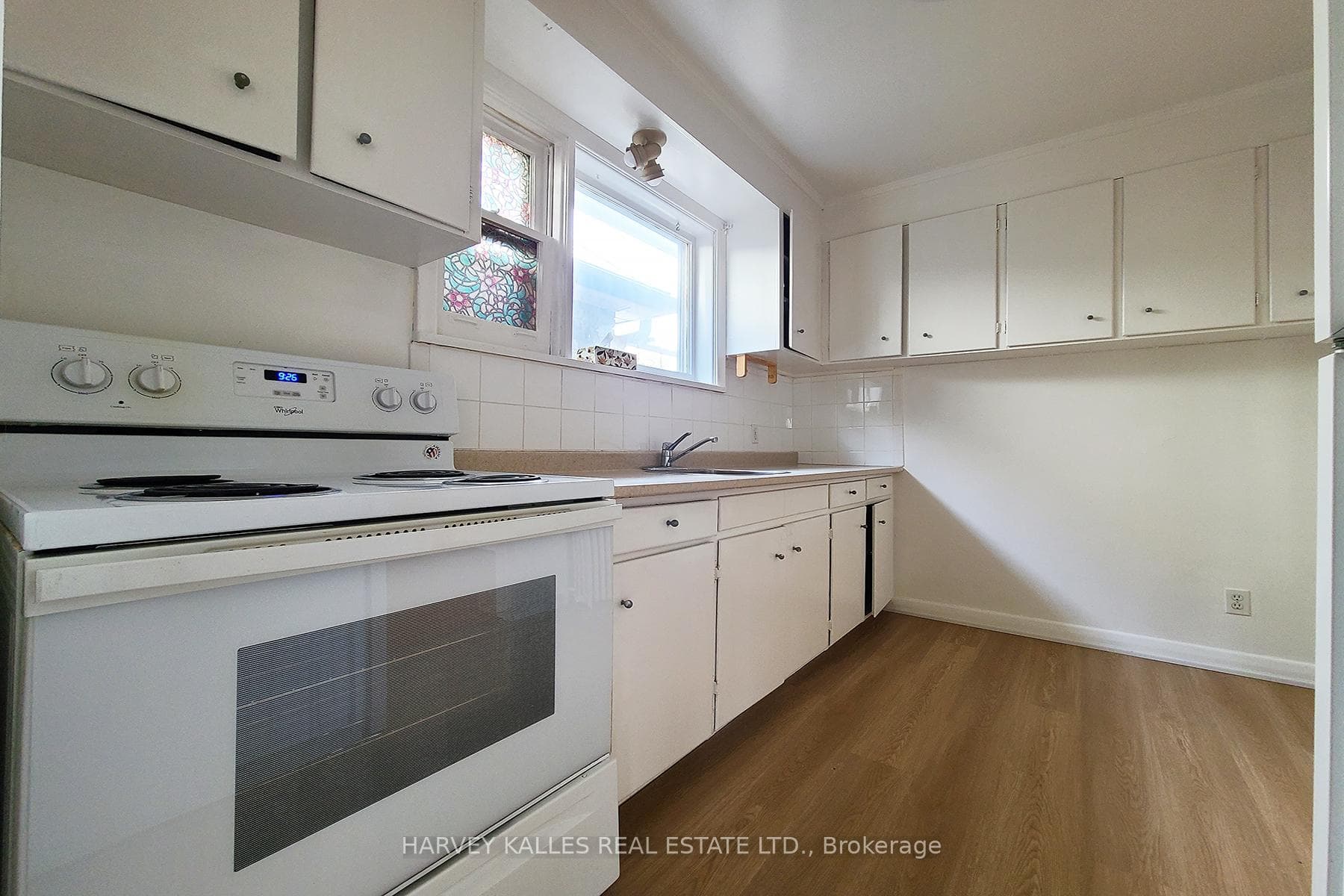 103 & 105 Gilmour Avenue photo 10