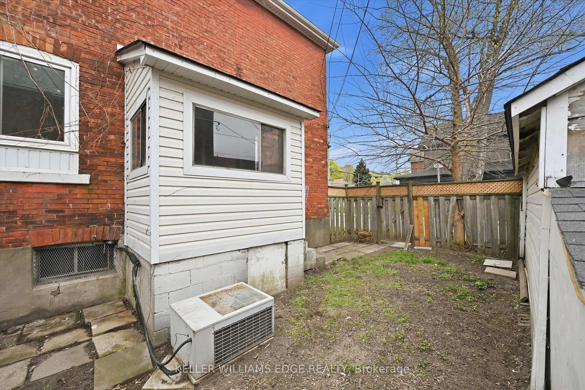 355 Cumberland Avenue photo 32