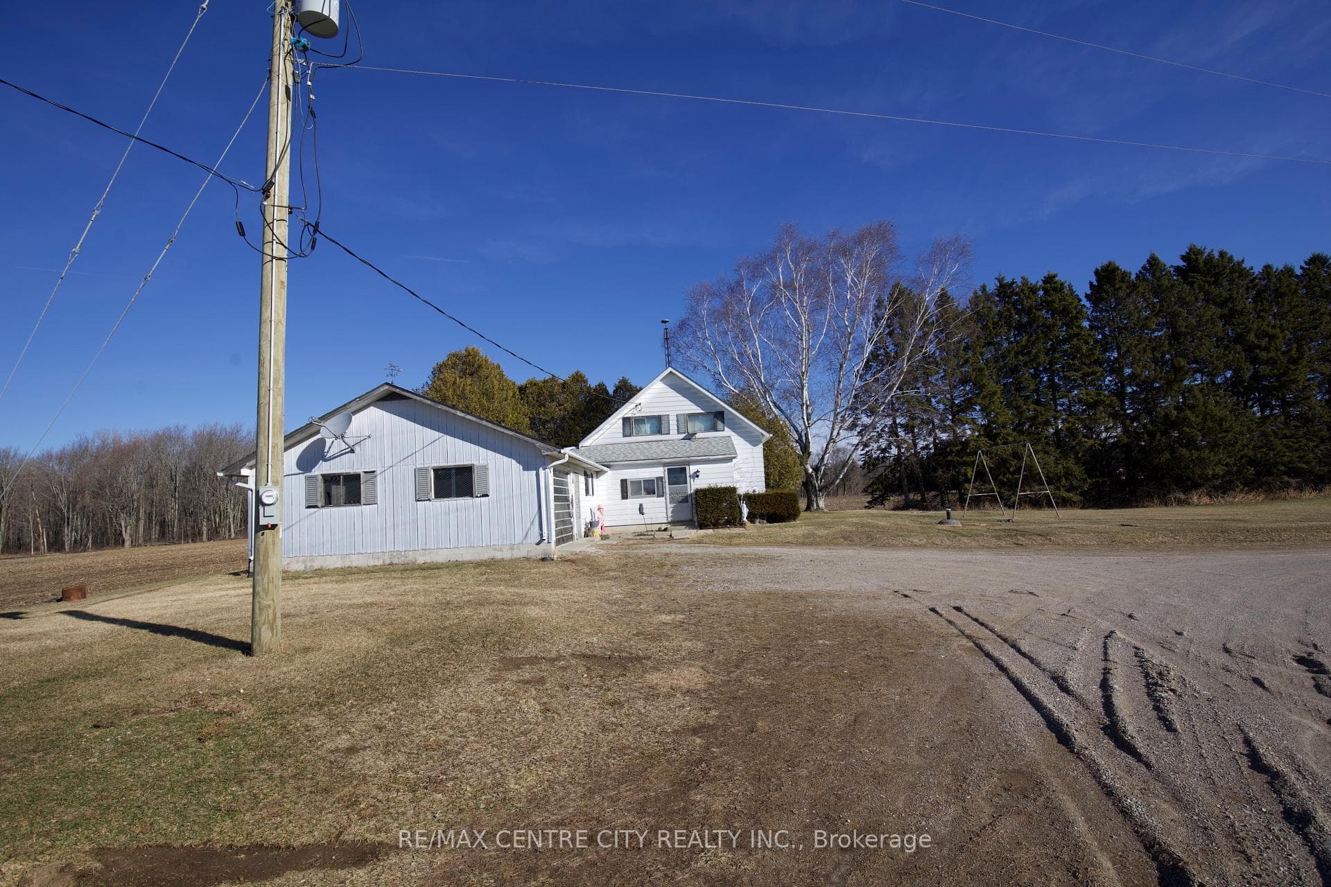 7923 Coyle Road photo 3