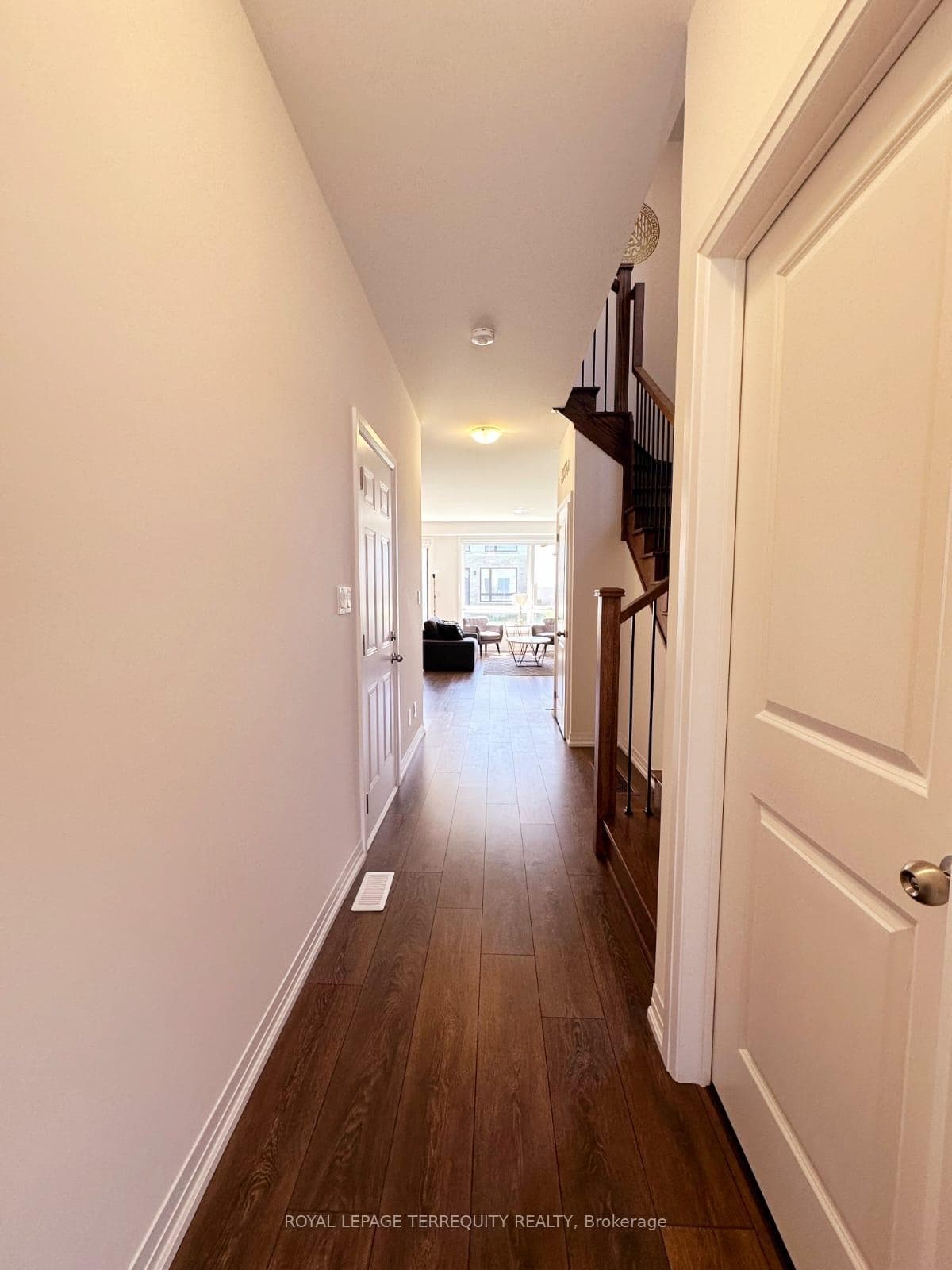 15 Klein Way photo 2
