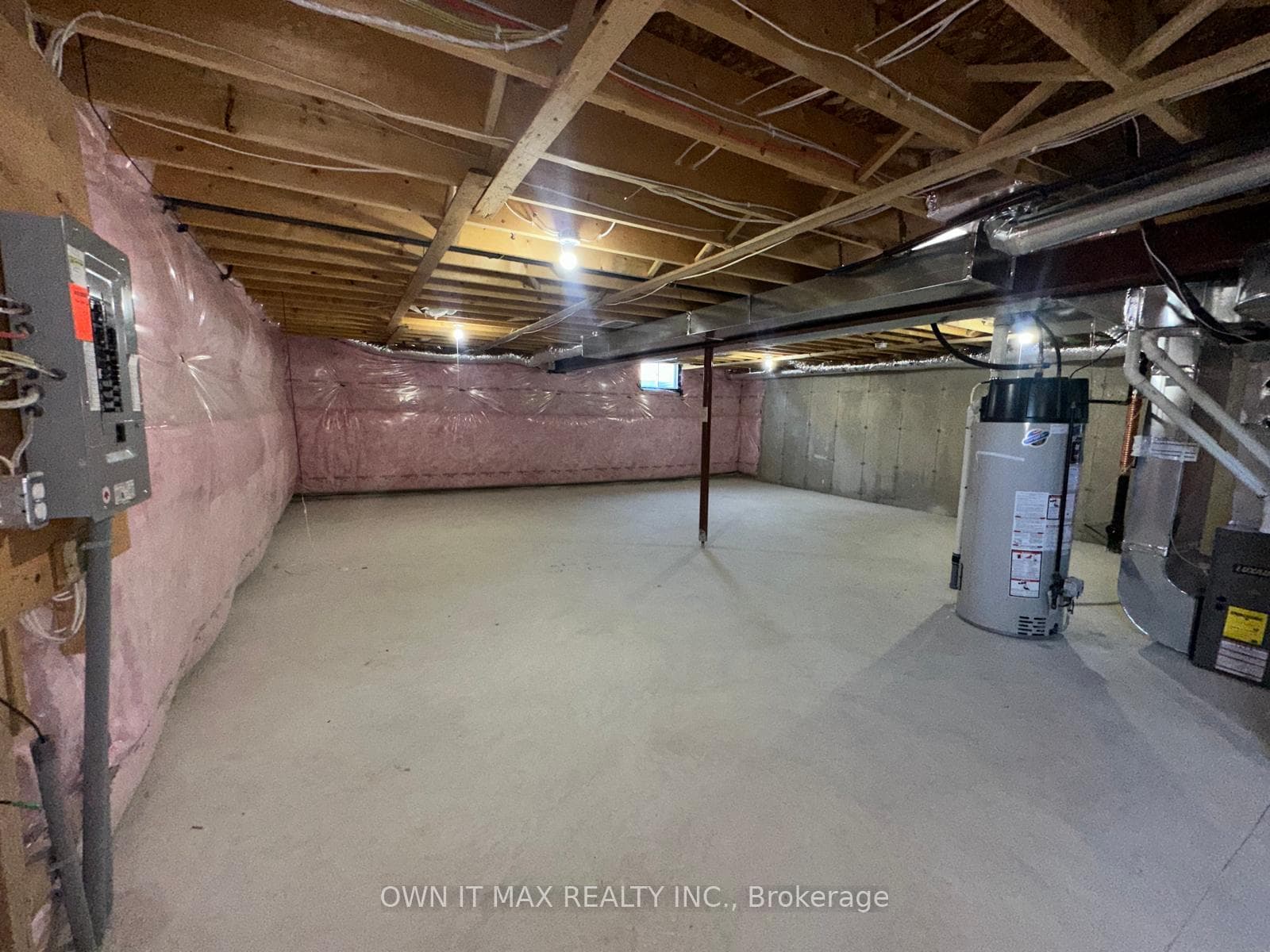 550 Grey Street Unit 16 photo 23