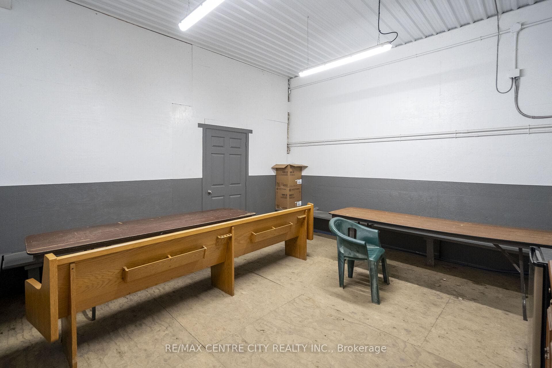 263243 Prouse Road photo 29