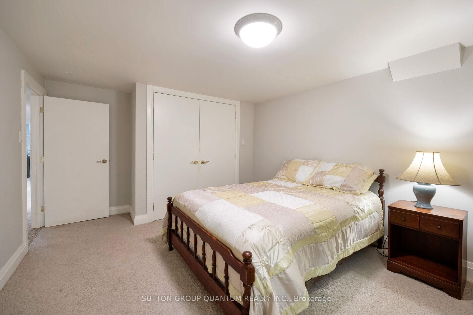 1399 Applewood Road photo 31