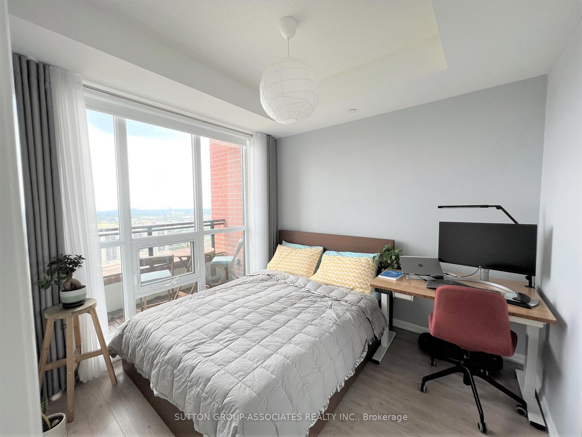 830 Lawrence Avenue Unit 2910 photo 10