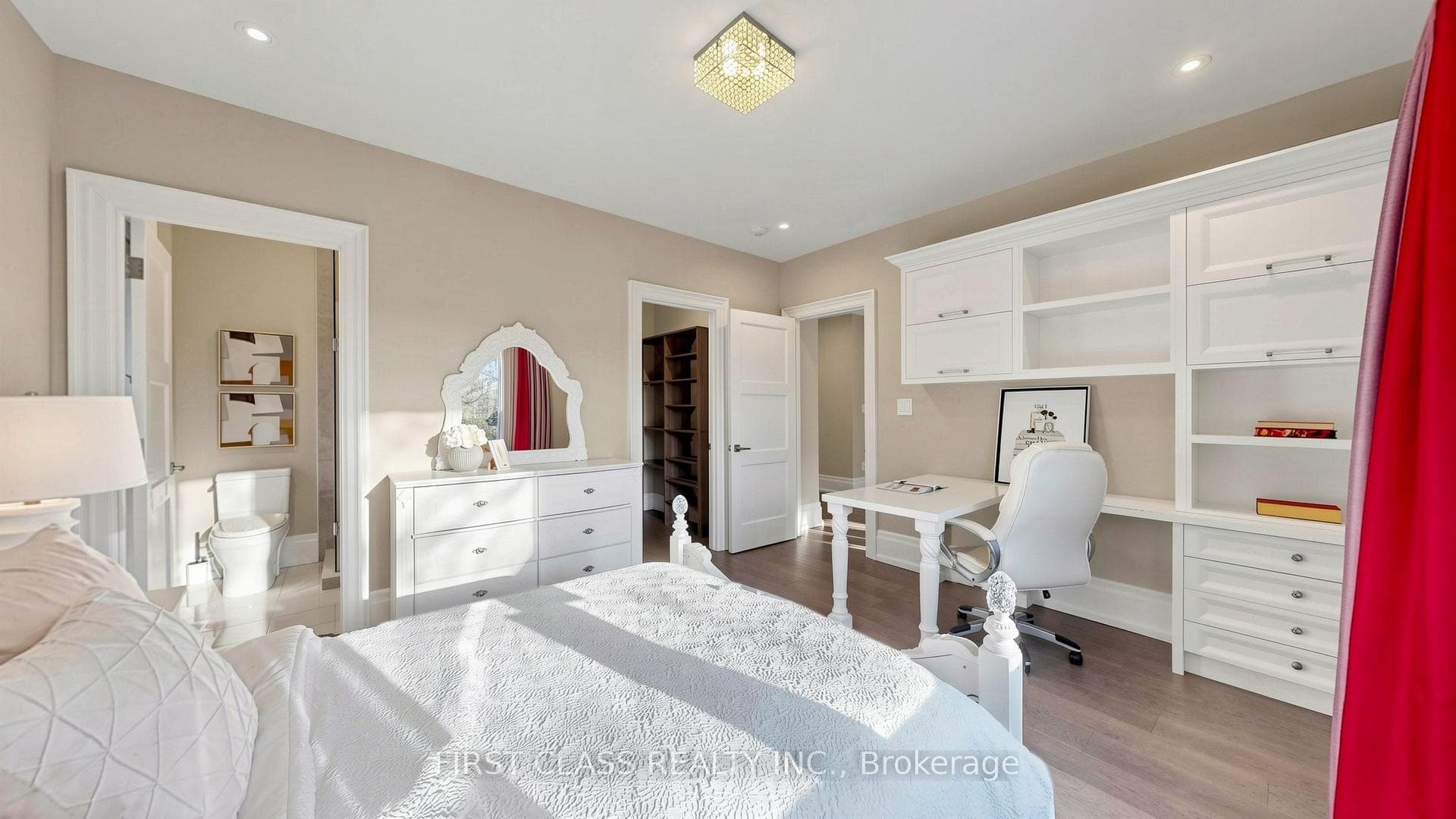 2194 ELMHURST Avenue photo 34