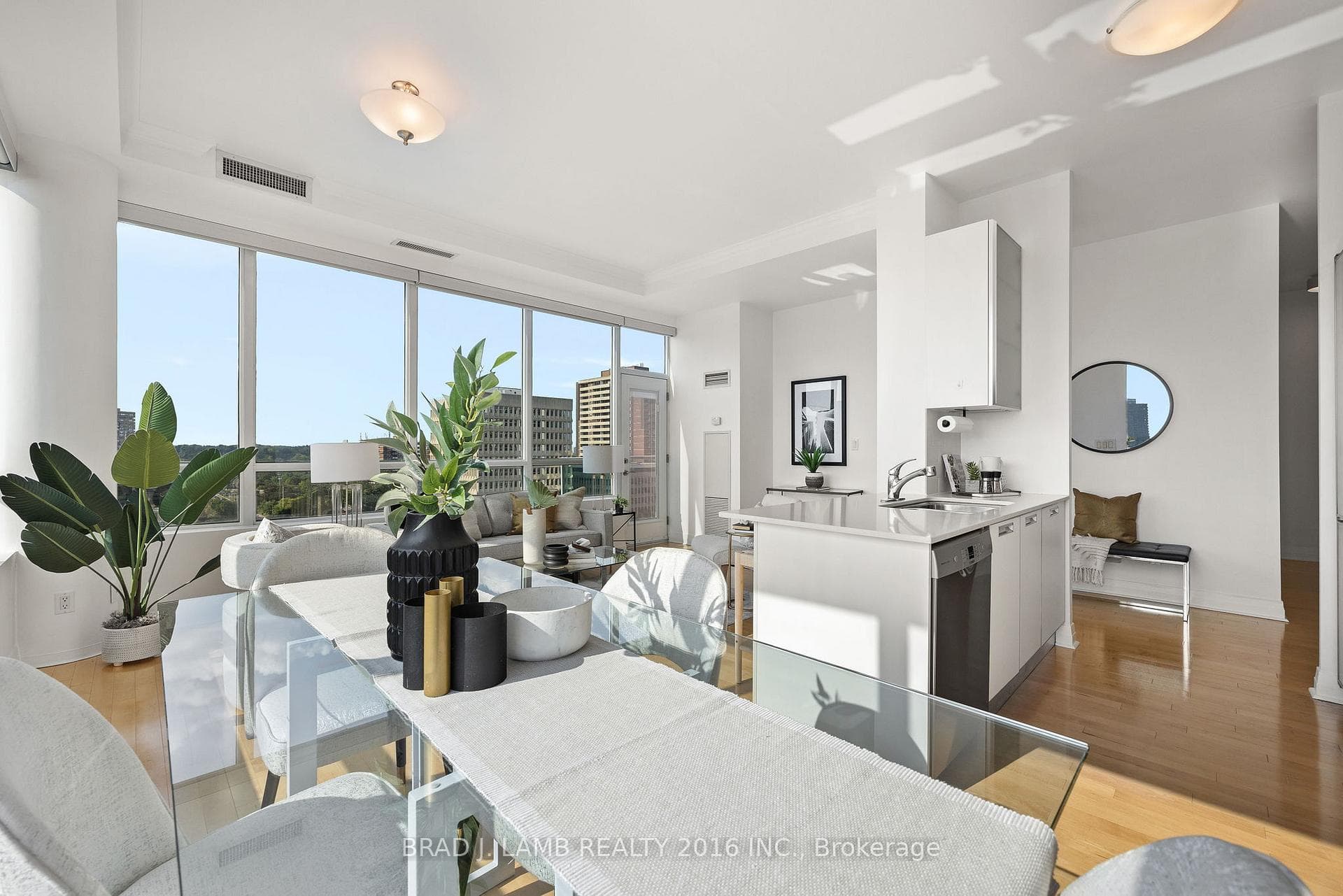 3391 Bloor Street Unit 1103 photo 10