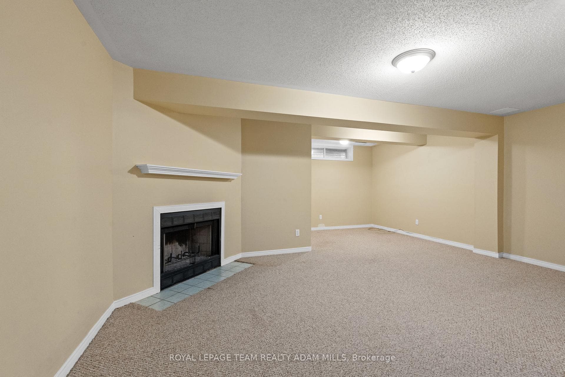194 Blackdome Crescent photo 32