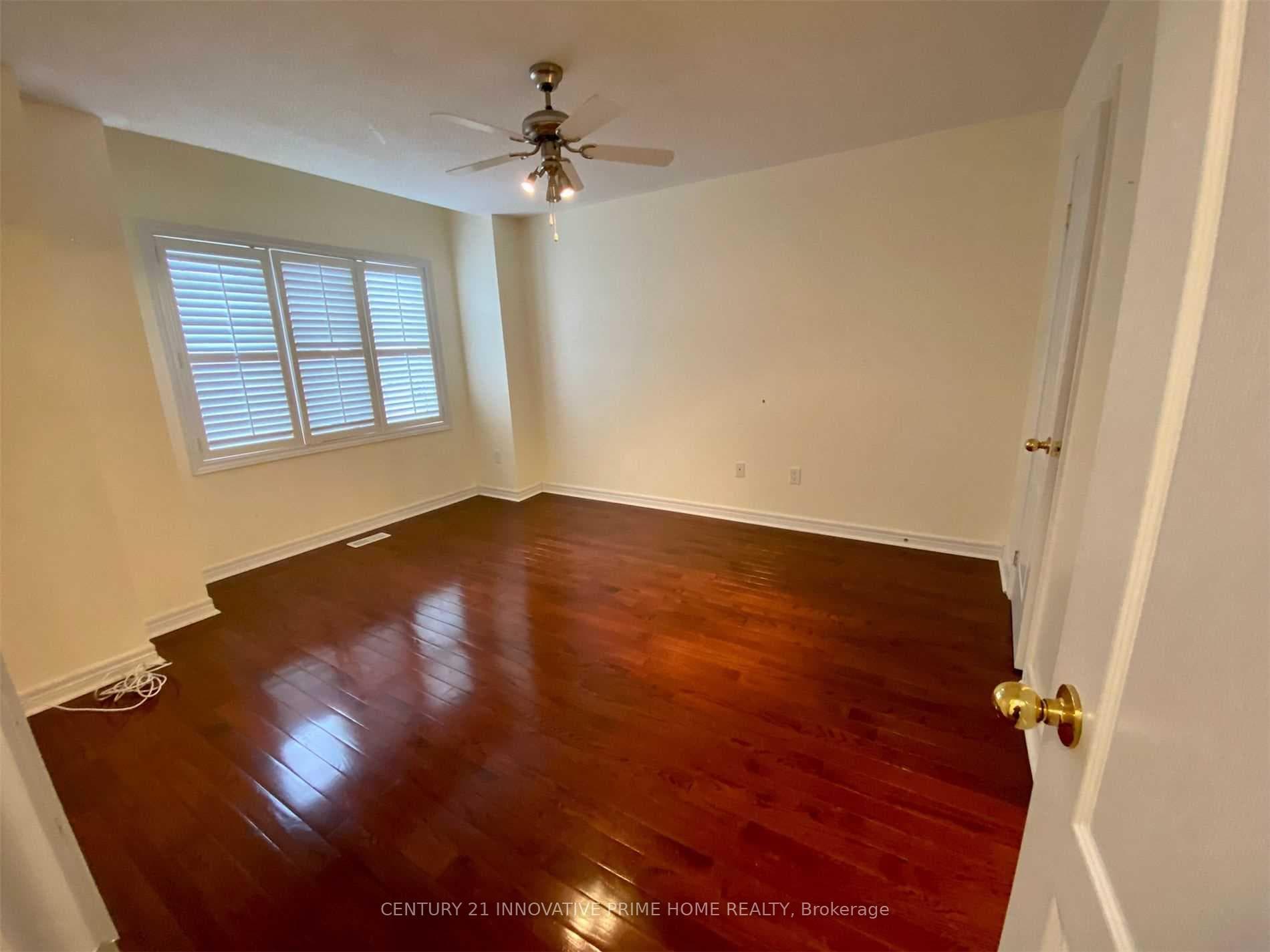 14 Sivyer Crescent photo 6