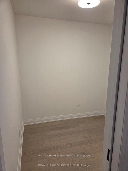 505 Glencairn Avenue Unit 206 photo 8