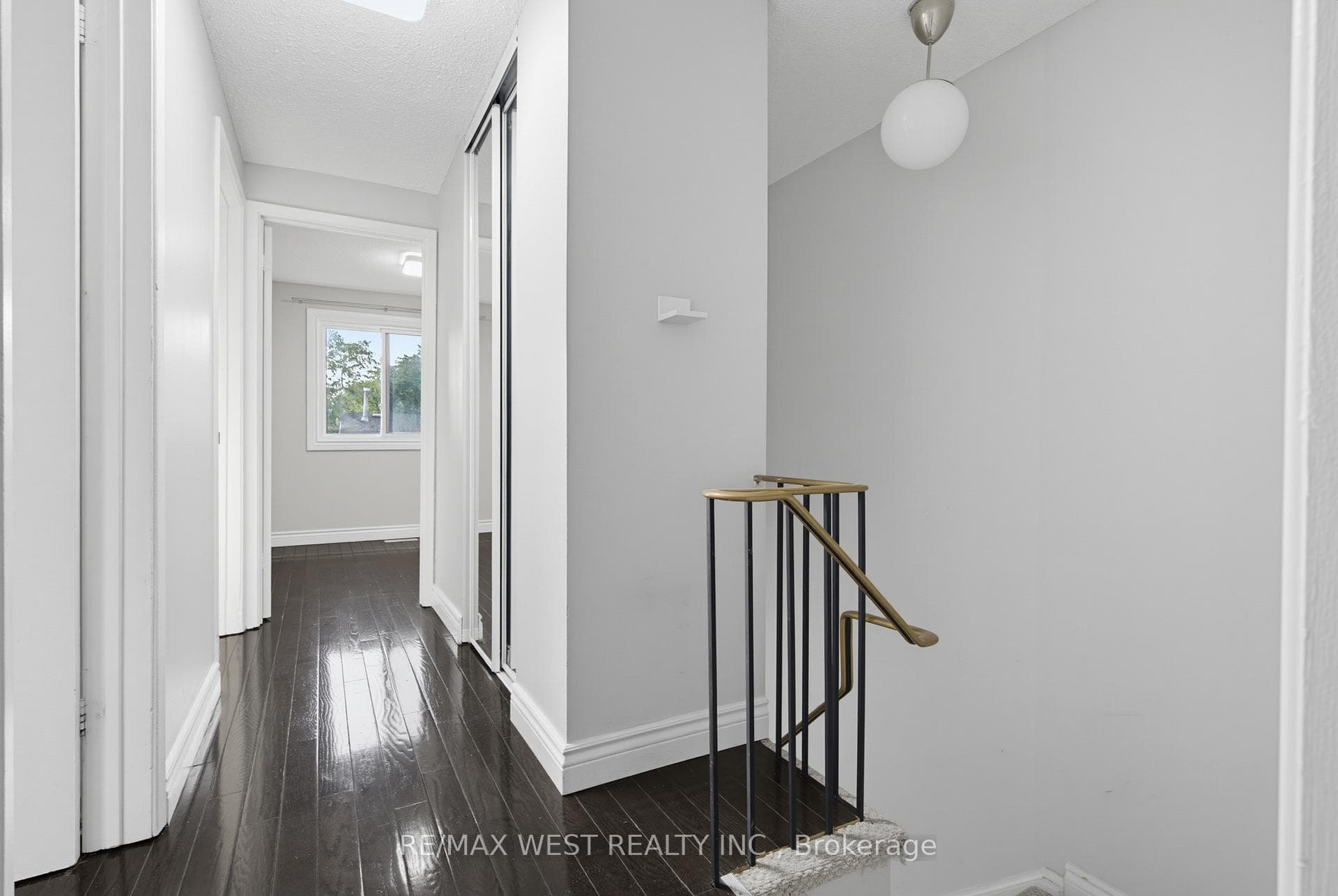 24 Primrose Crescent photo 14