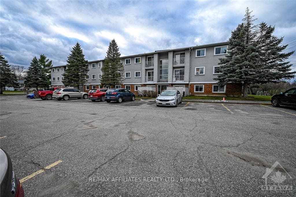 26 PEARL Street Unit 307 photo 1