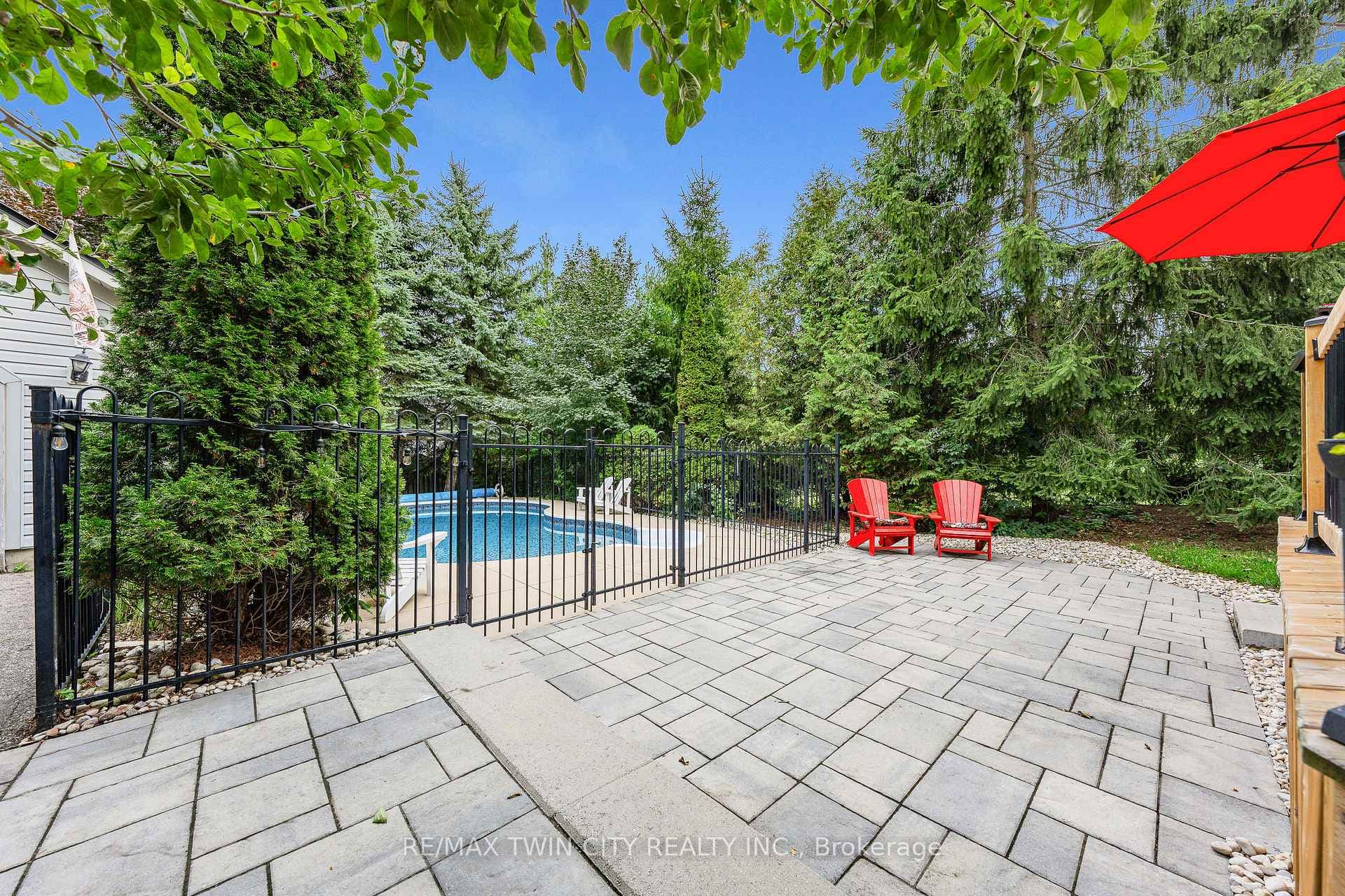 608 Bluenose Court photo 38