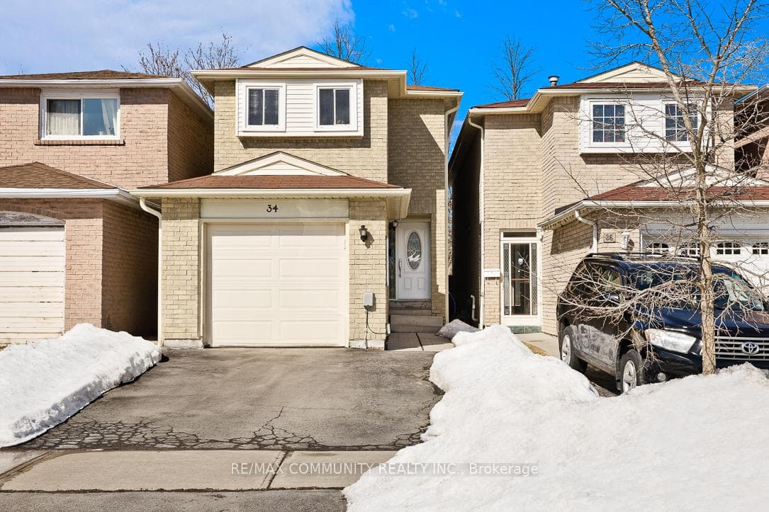 34 Chad Crescent photo 1