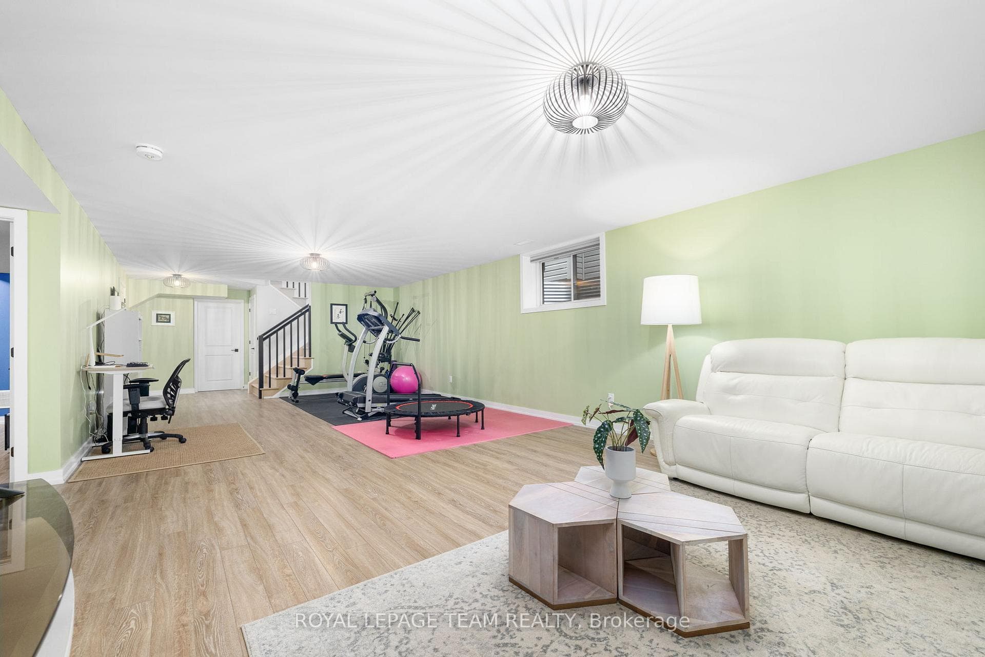 432 Gidran Circle photo 29