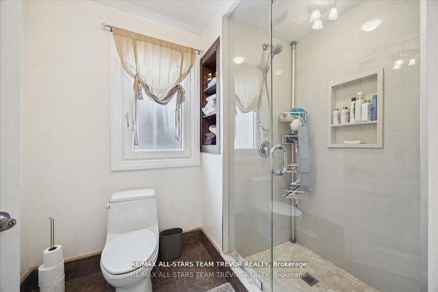 346 Bennet Drive photo 30