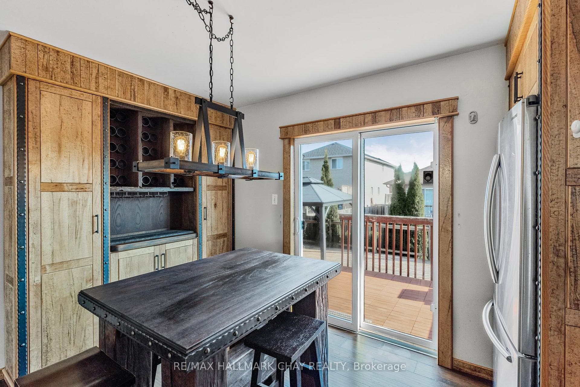 15 Fenchurch Manor photo 3