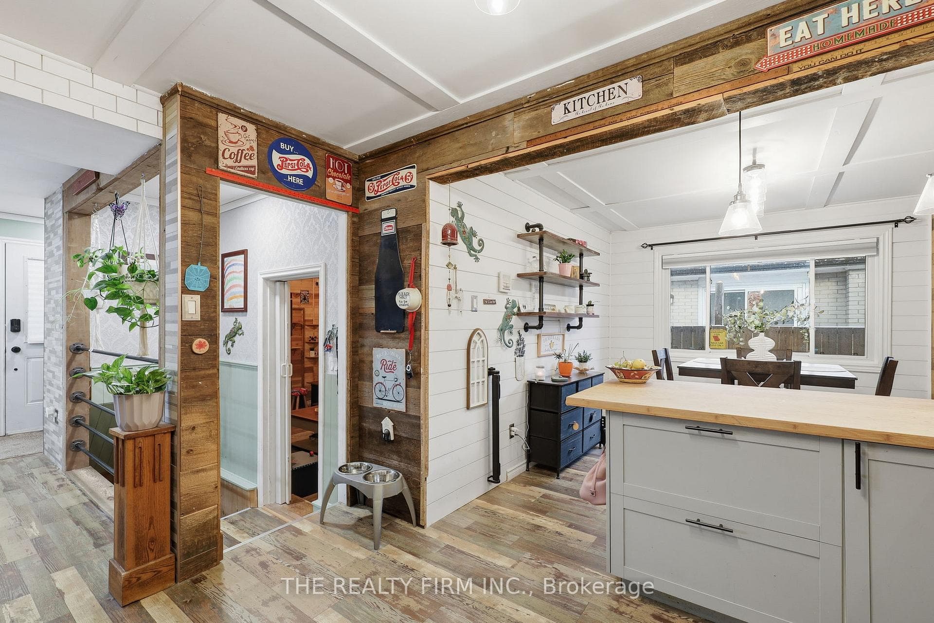 70 Talavera Crescent photo 9