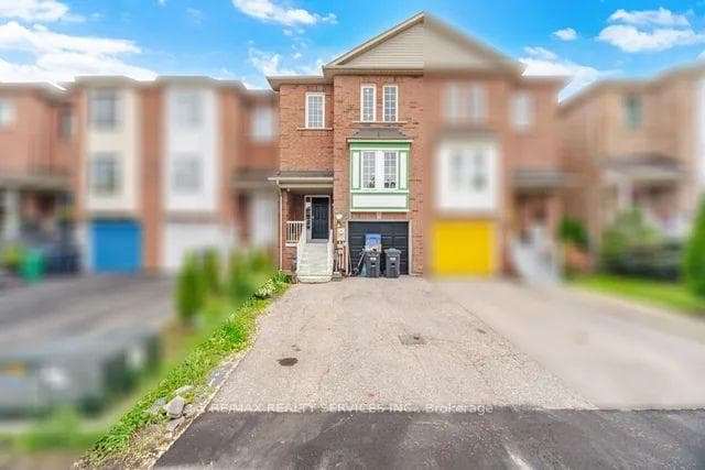 75 Wilmont Court photo 2