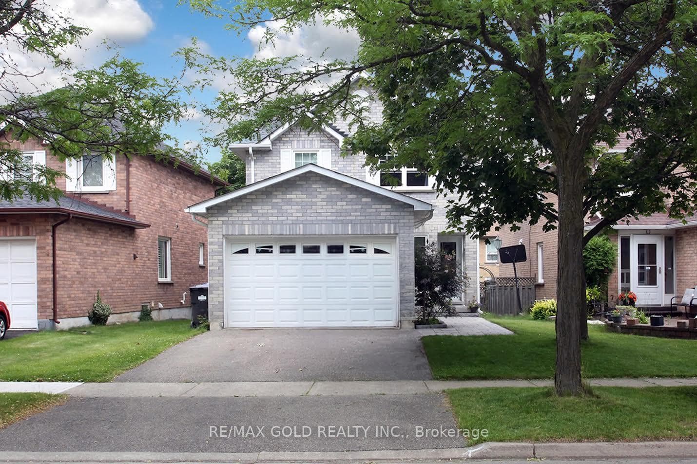 65 Cheviot Crescent photo 1