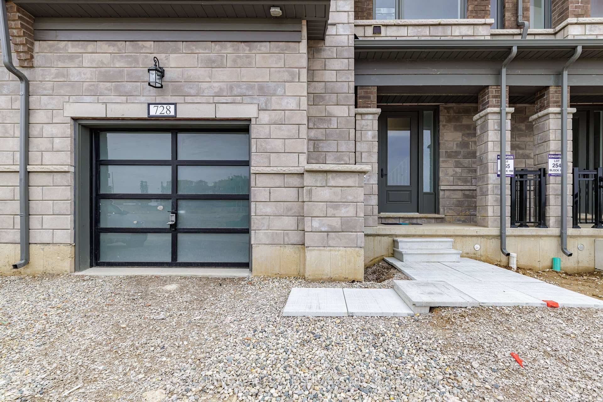 728 KHALSA Drive photo 2