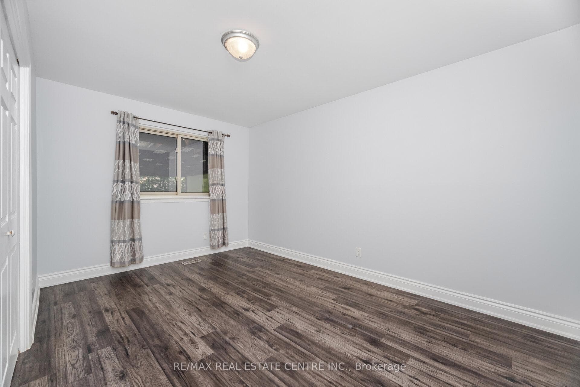 219 Mill Street photo 17