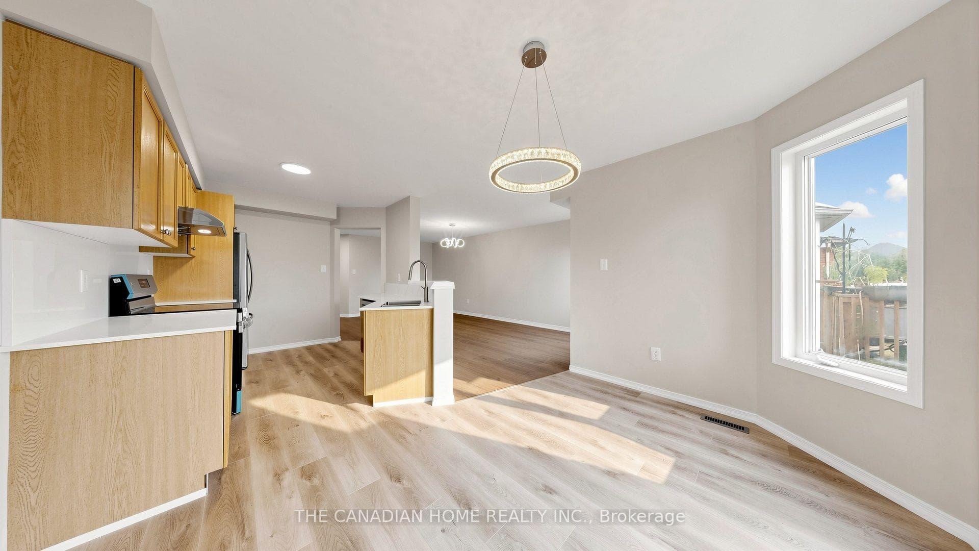 31 Laurendale Avenue photo 10