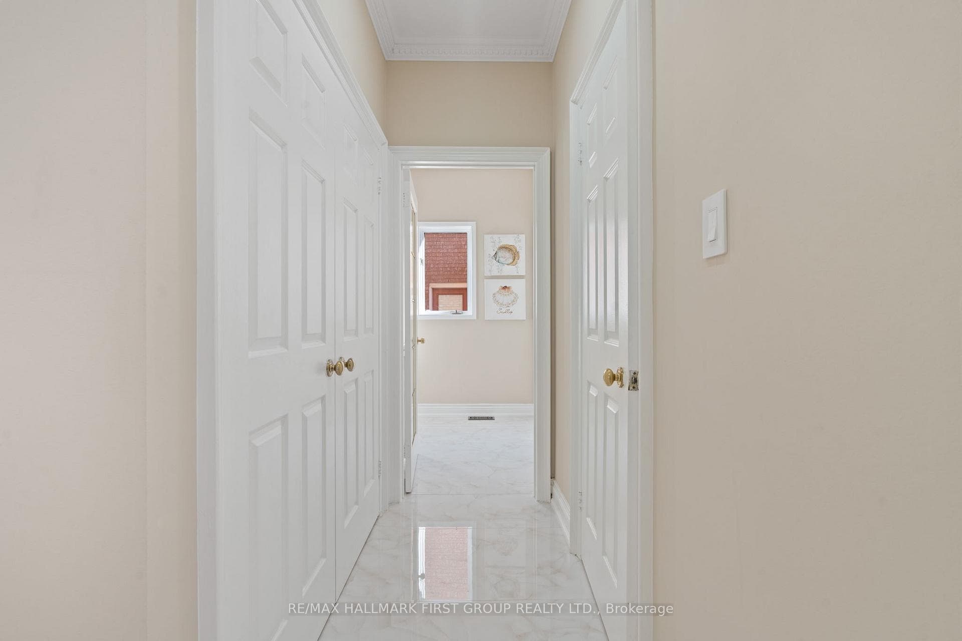 854 Baylawn Drive photo 15