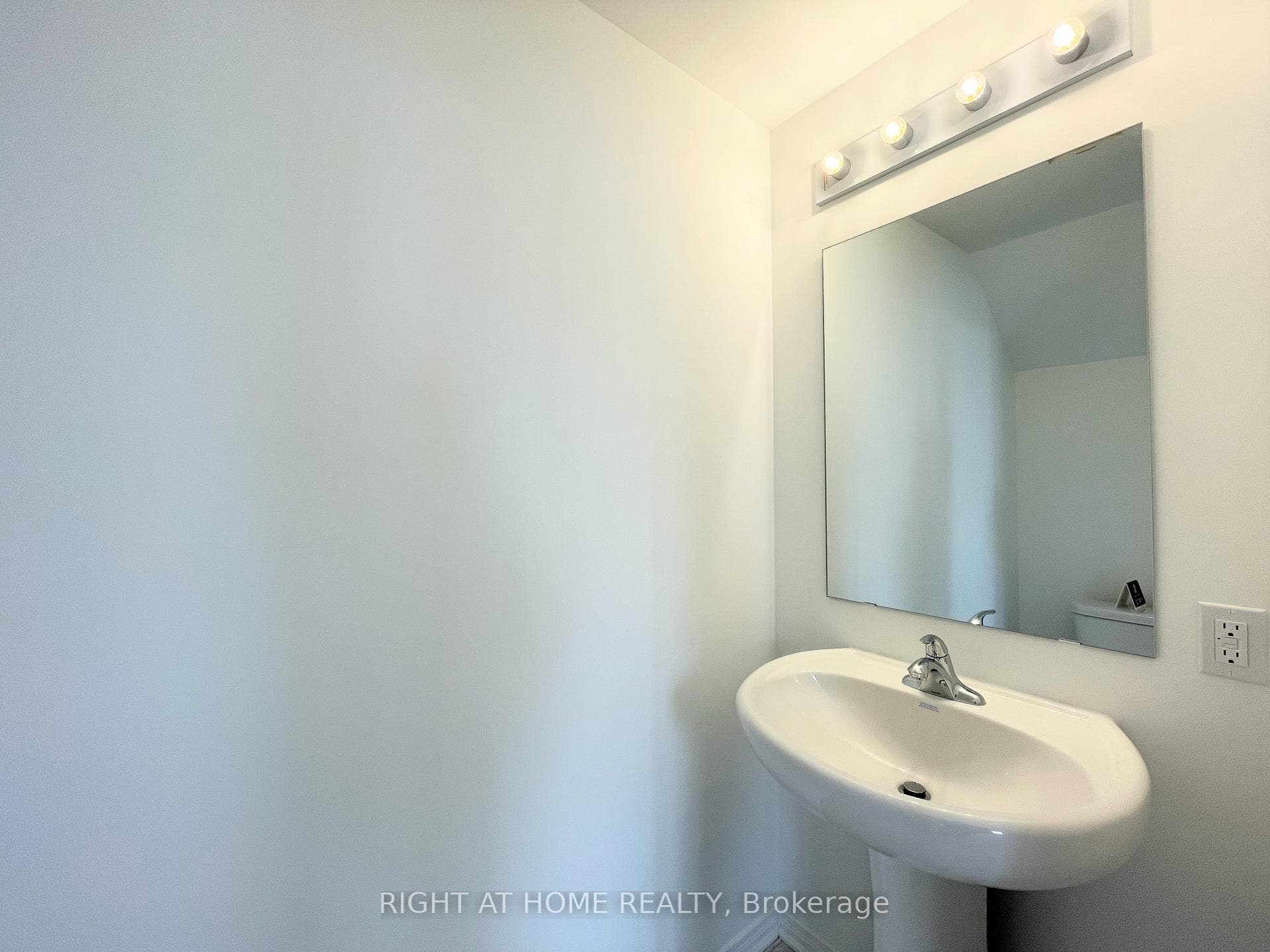 4320 EBENEZER Road Unit 6 photo 8