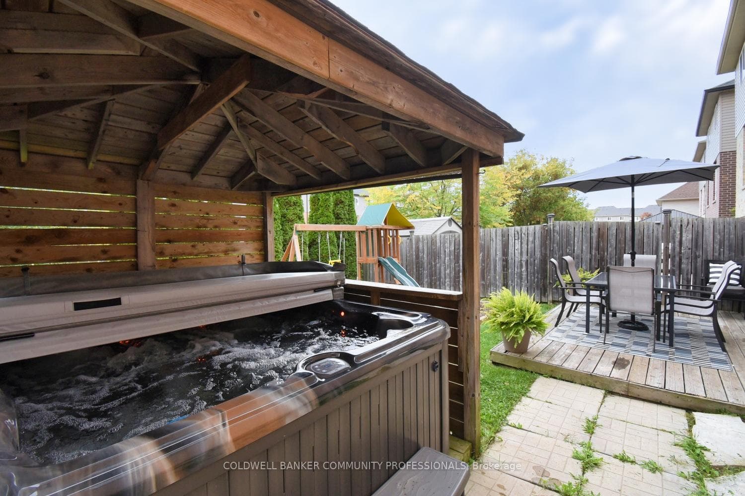 159 Thames Way photo 45