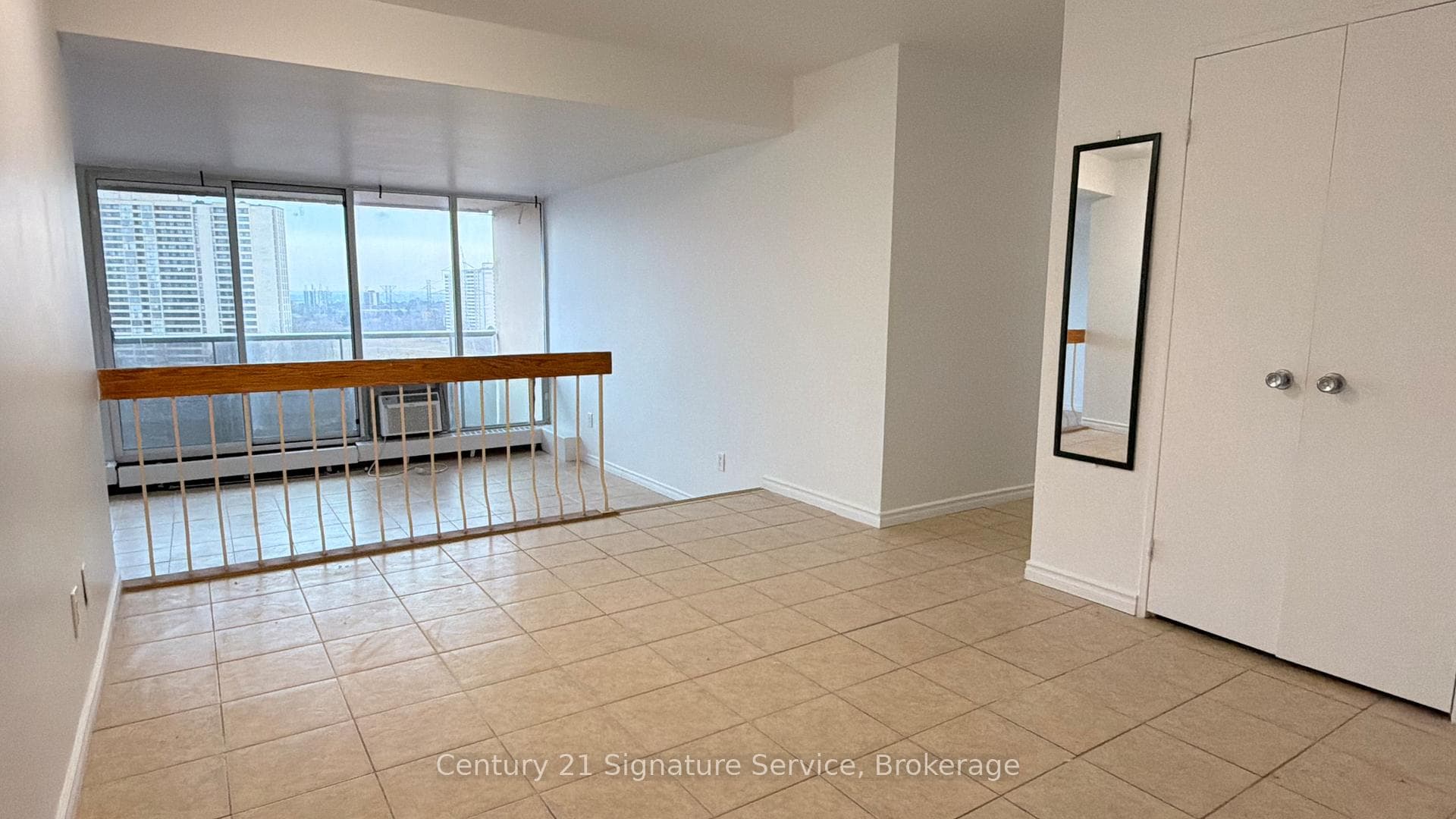 31 Four Winds Drive Unit 803 photo 2