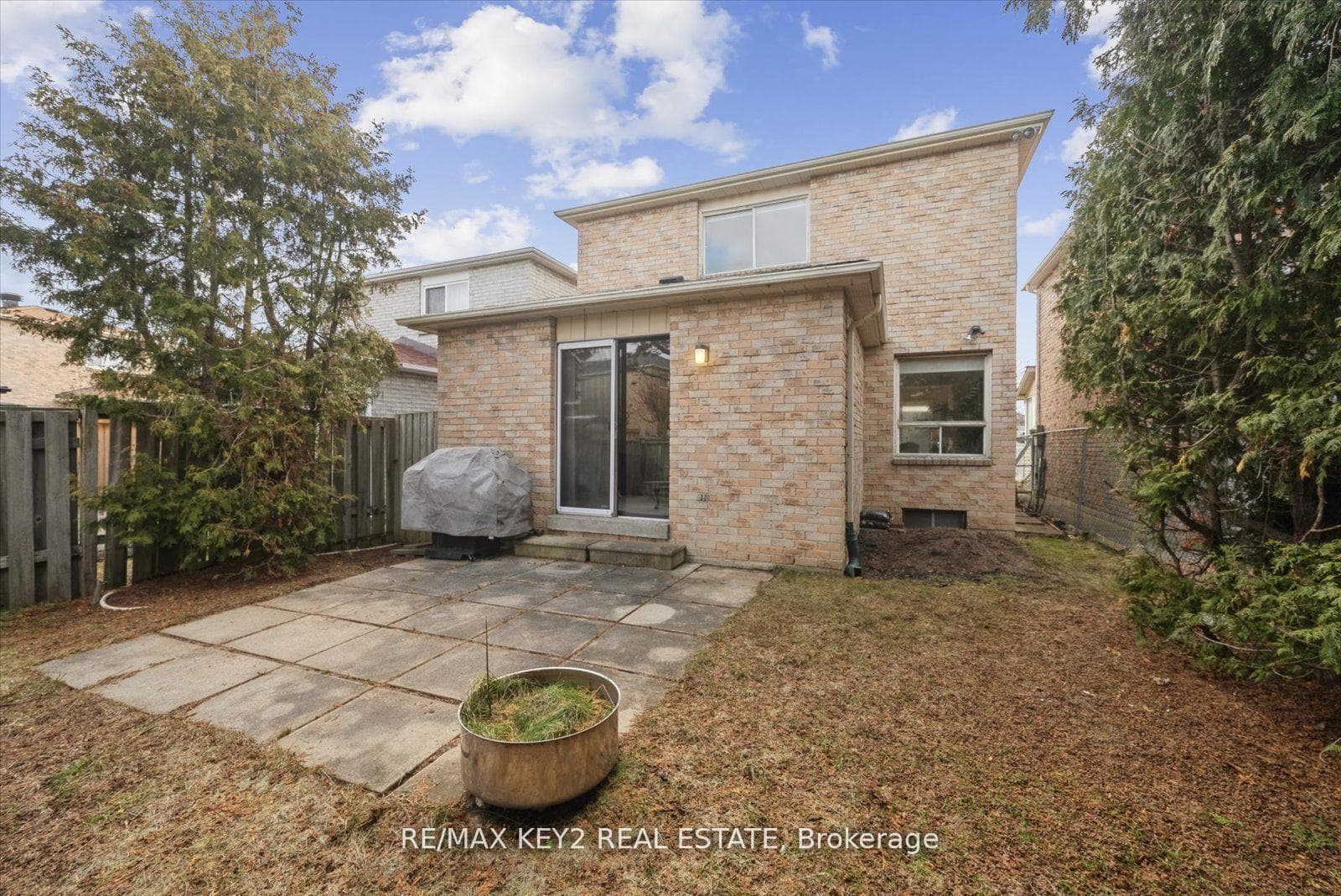 54 Silbury Drive photo 32