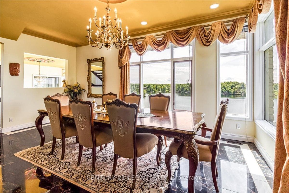 376 Maki Avenue photo 6