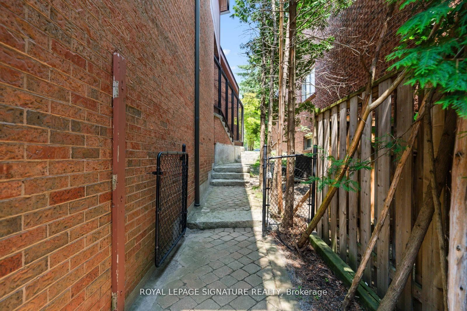 23 Brandy Court photo 10