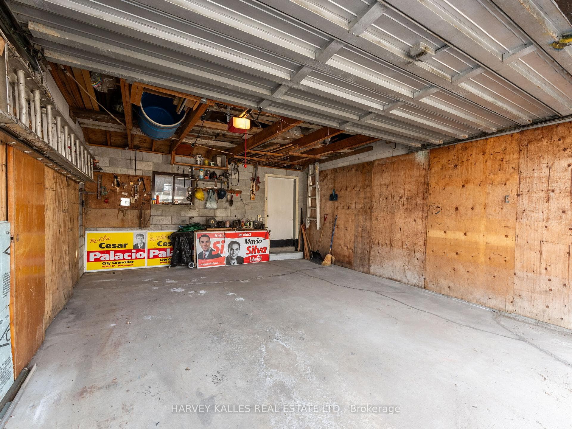 134 Boon Avenue photo 15