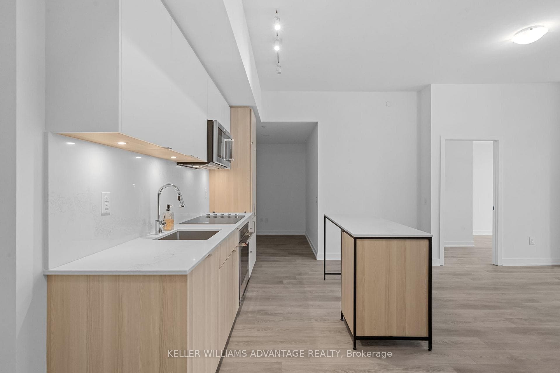 220 Missinnihe Way Unit 307 photo 10