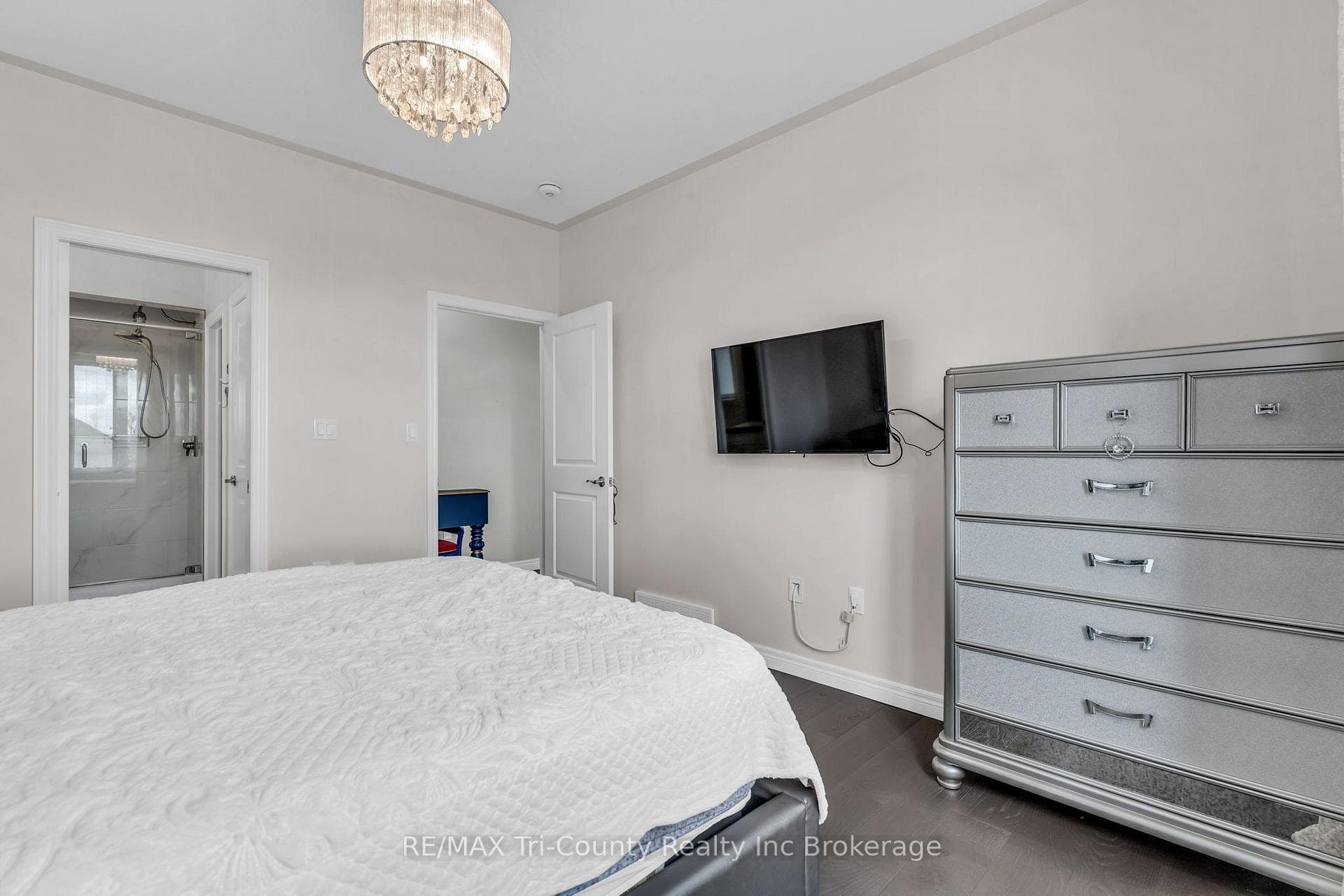 18 Crocus Avenue photo 22
