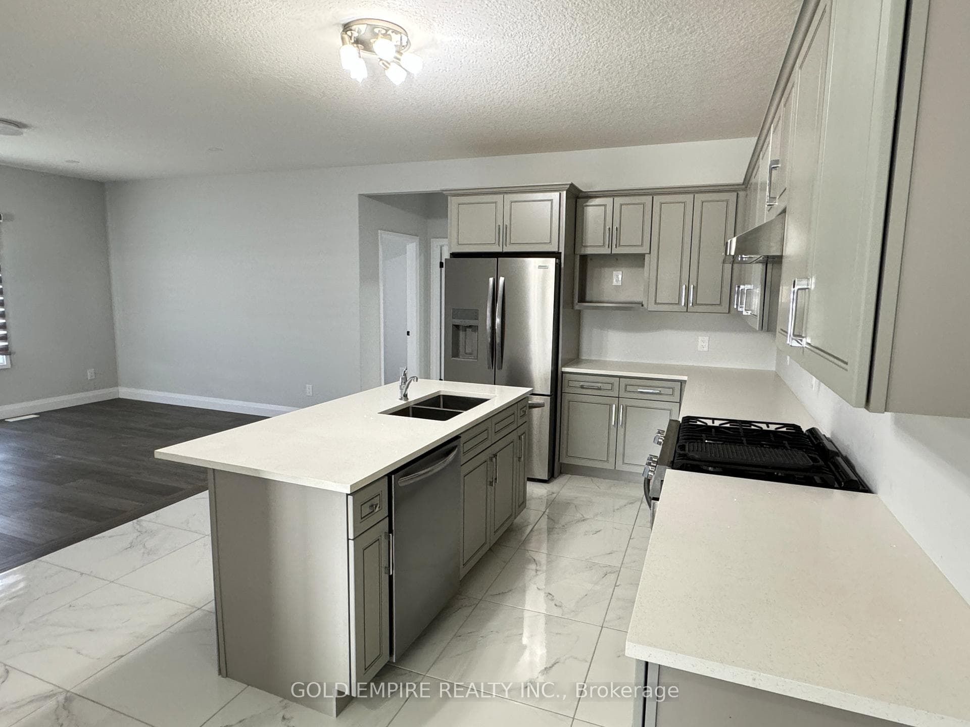 2424 BAKERVILLA Street photo 9