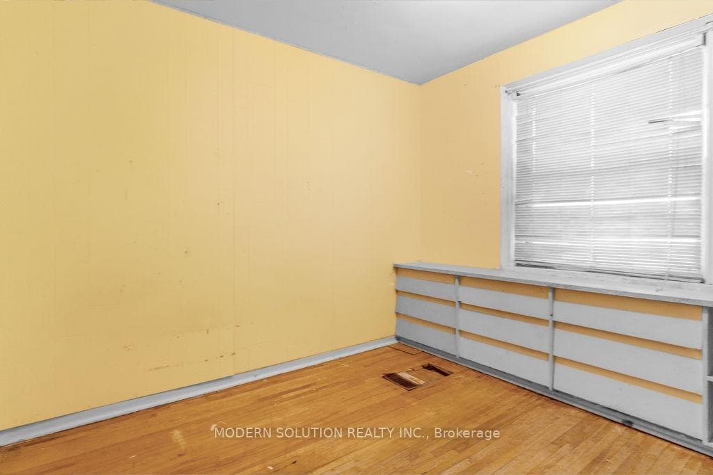 1208 Kipling Avenue photo 10