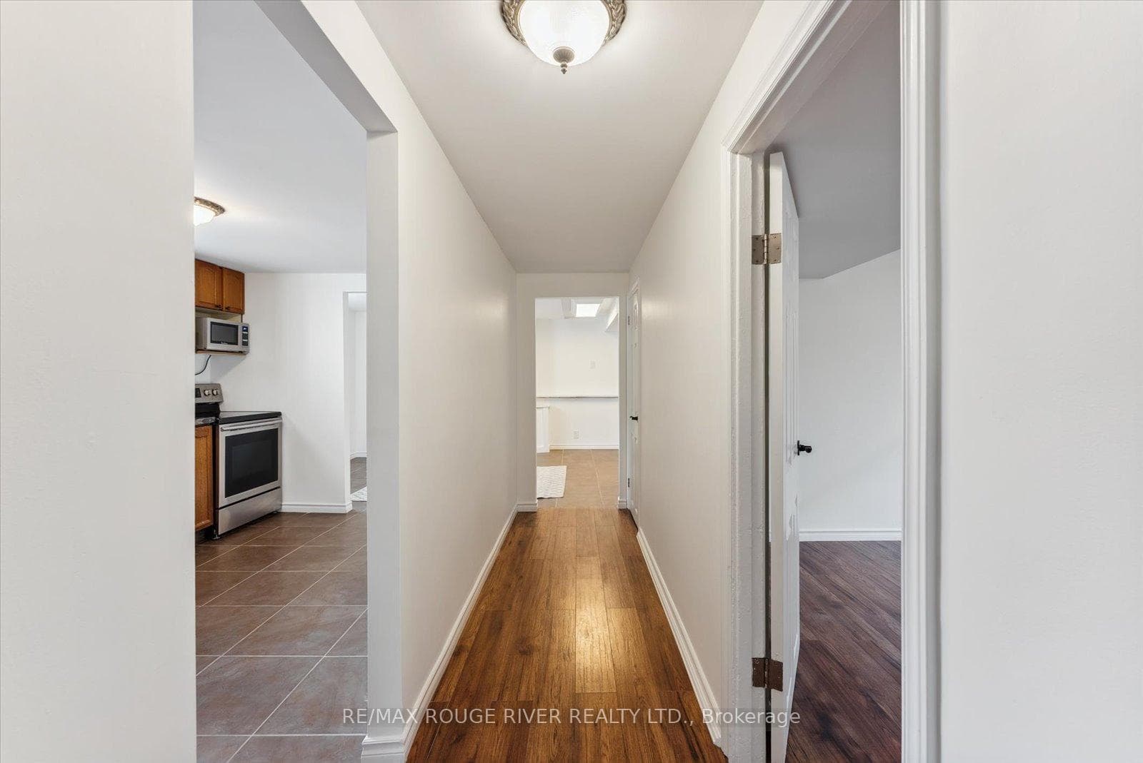 1121 Brock Street Unit Bsmt photo 10