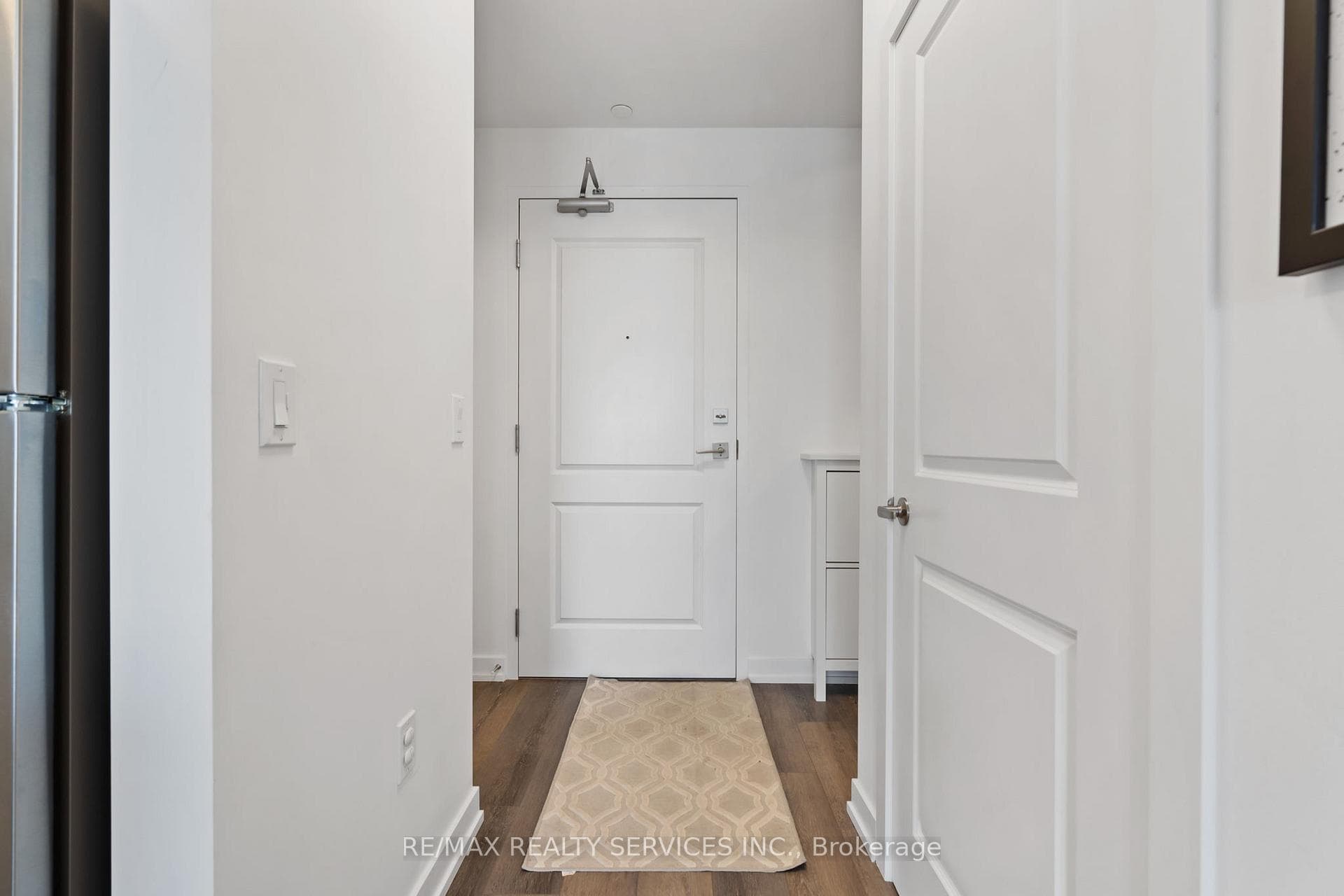 5055 Greenlane Road Unit 222 photo 12