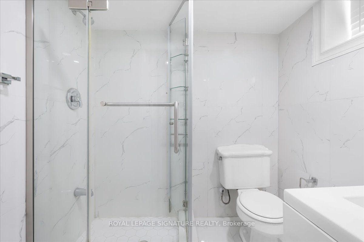 90A Bicknell Avenue photo 26