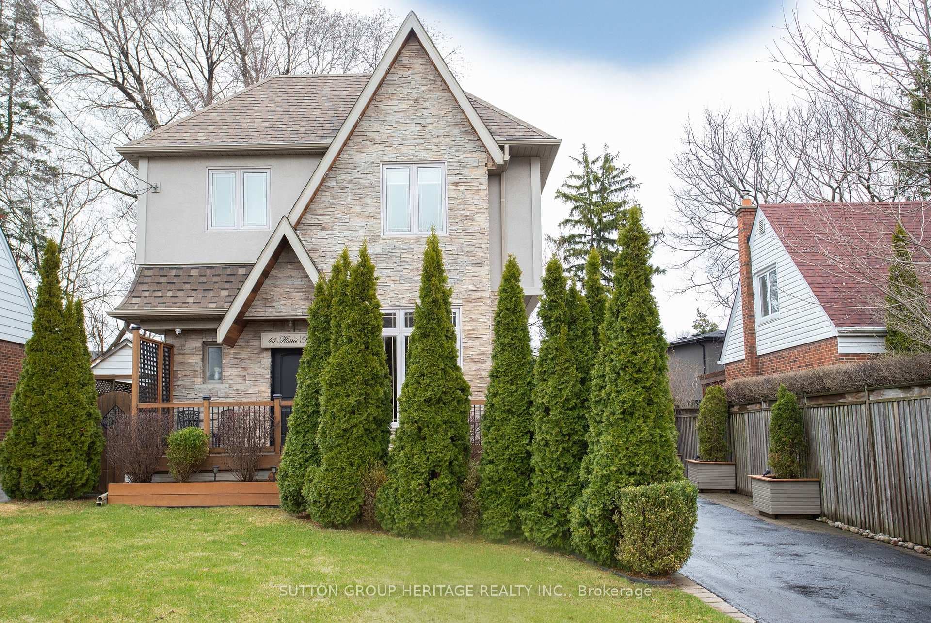 45 Harris Park Drive photo 3